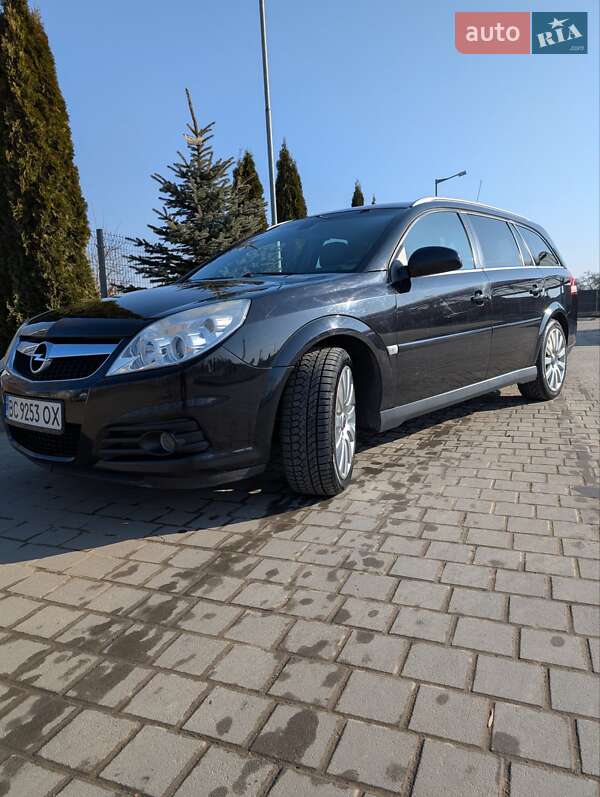 Універсал Opel Vectra 2008 в Самборі