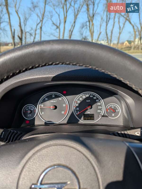 Універсал Opel Vectra 2008 в Самборі