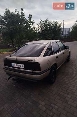 Лифтбек Opel Vectra 1989 в 