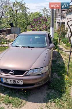 Седан Opel Vectra 1998 в Виннице