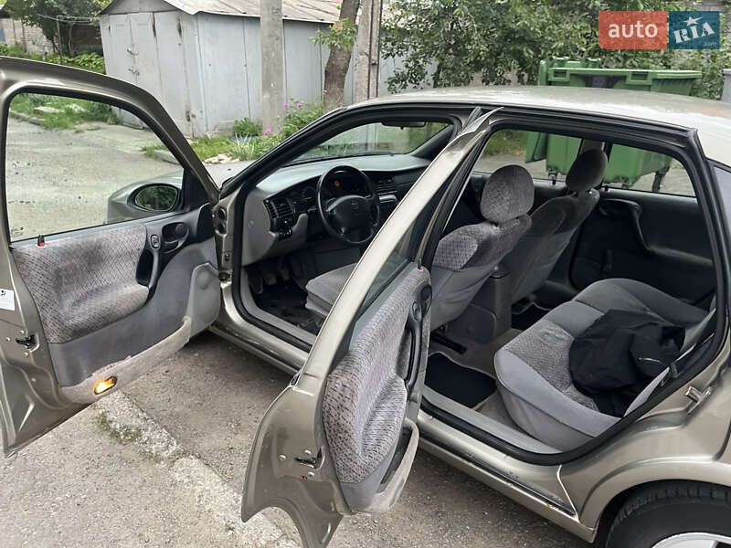 Седан Opel Vectra 1996 в Днепре