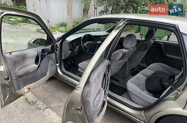Седан Opel Vectra 1996 в 