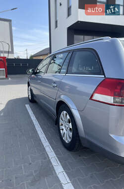 Универсал Opel Vectra 2005 в 