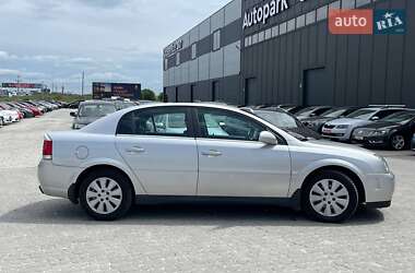 Седан Opel Vectra 2004 в 