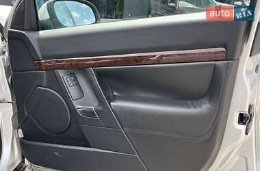 Седан Opel Vectra 2004 в 