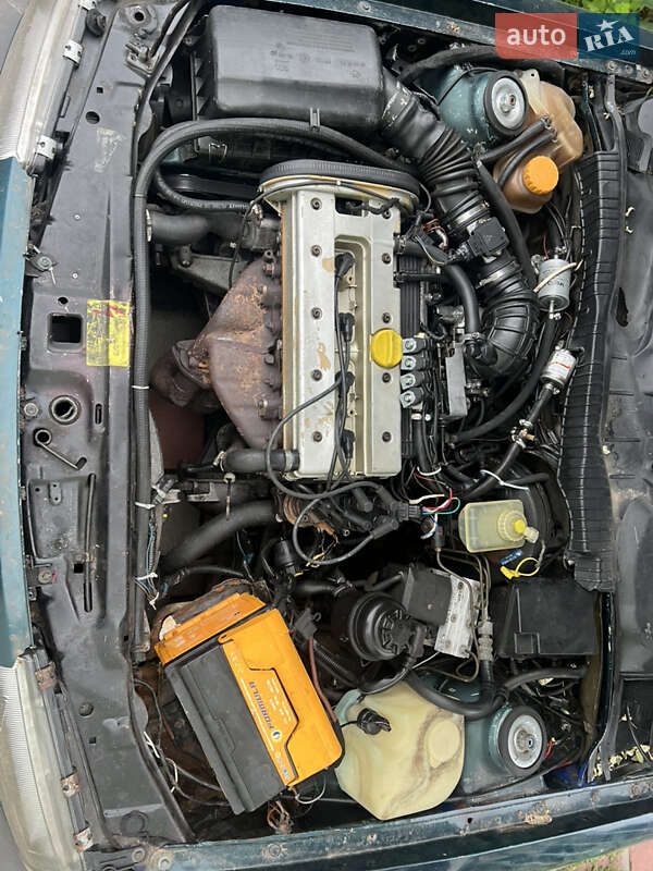 Седан Opel Vectra 1994 в Бучі