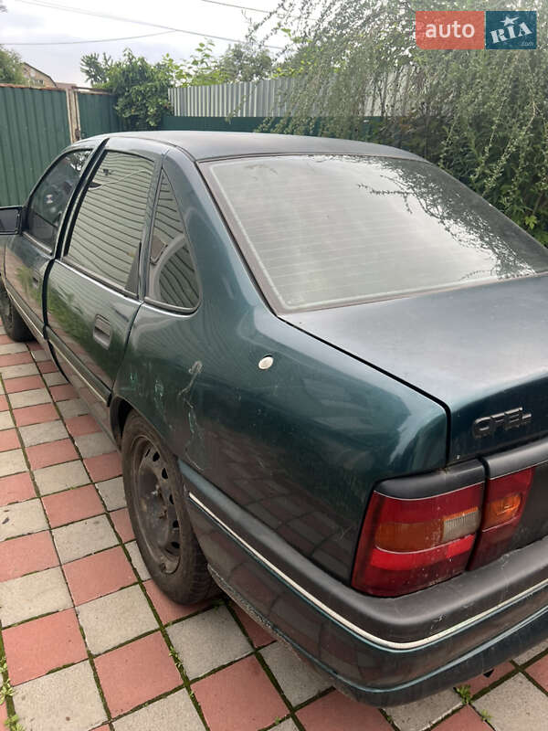 Седан Opel Vectra 1994 в Бучі
