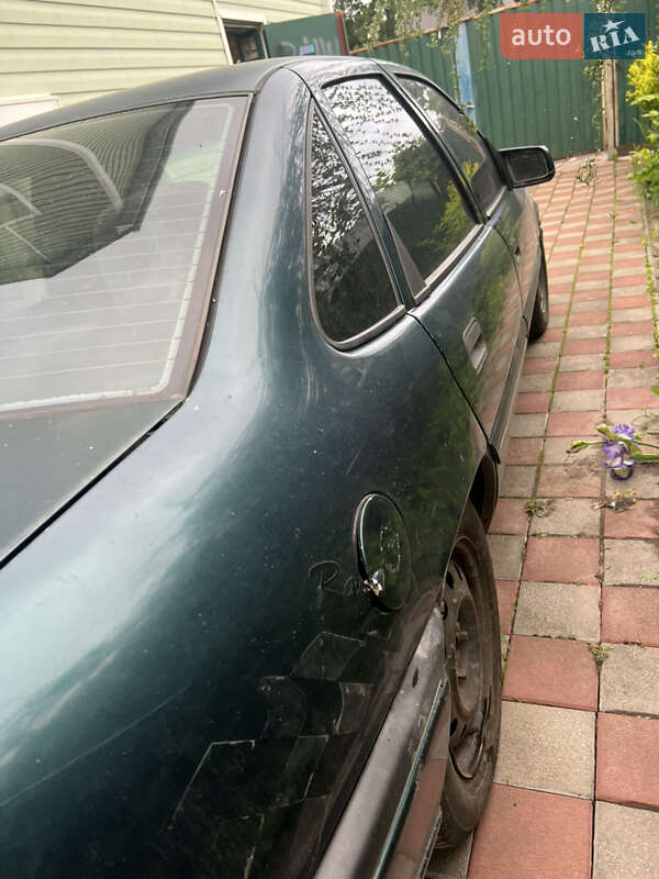 Седан Opel Vectra 1994 в Бучі