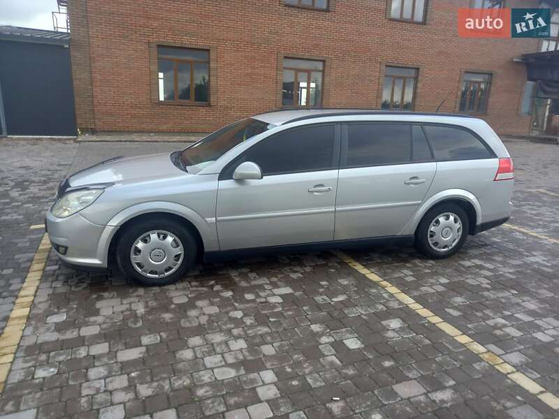 Универсал Opel Vectra 2007 в Теофиполе