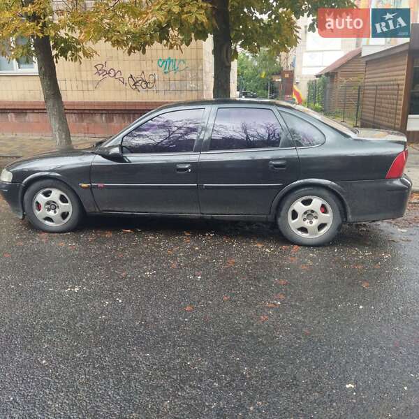 Седан Opel Vectra 2000 в Золотоноше
