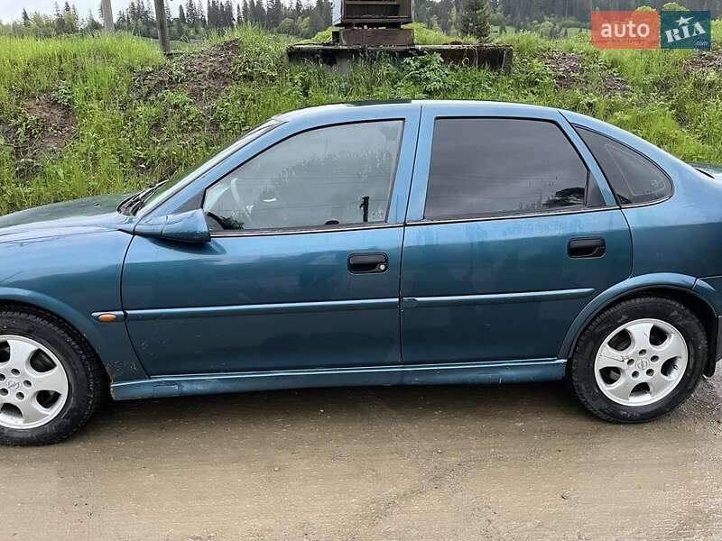 Седан Opel Vectra 2000 в 