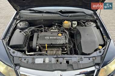Лифтбек Opel Vectra 2008 в 