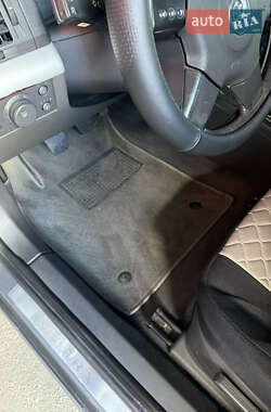 Лифтбек Opel Vectra 2003 в 