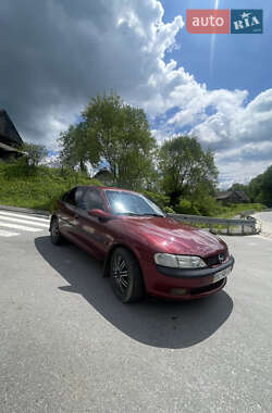 Лифтбек Opel Vectra 1997 в 