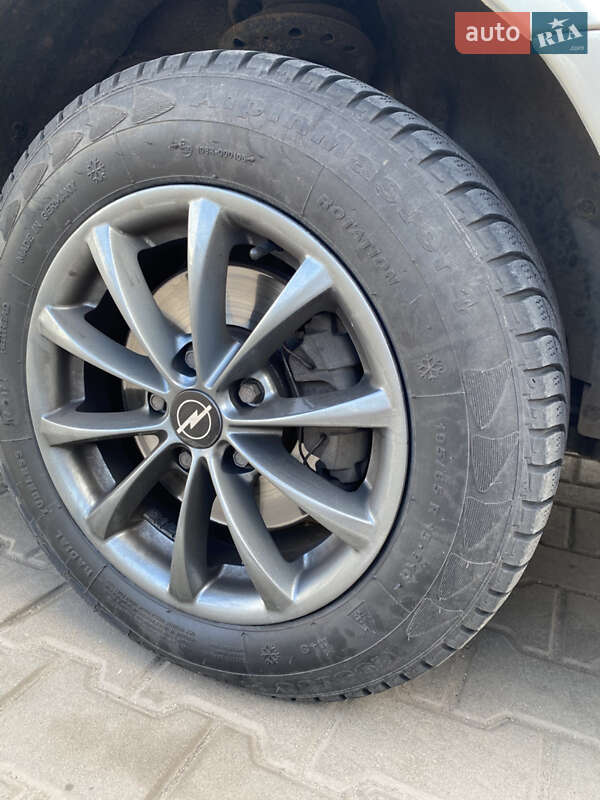Седан Opel Vectra 2005 в Кривом Роге
