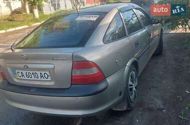 Седан Opel Vectra 1996 в Звенигородке