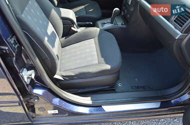 Седан Opel Vectra 2006 в 