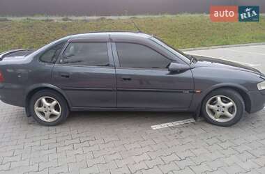 Седан Opel Vectra 1997 в Тернополі