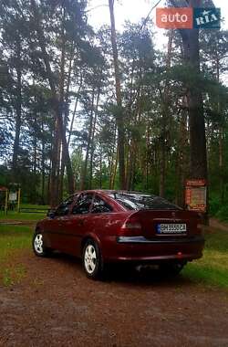 Лифтбек Opel Vectra 1996 в Глухове