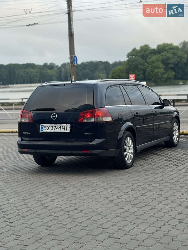 Универсал Opel Vectra 2005 в Хмельницком