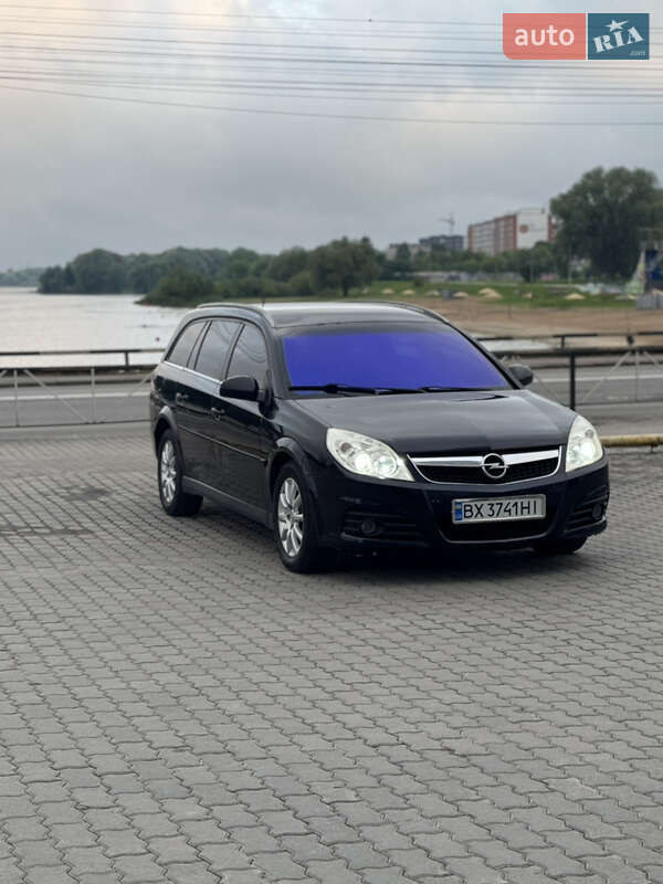 Универсал Opel Vectra 2005 в Хмельницком