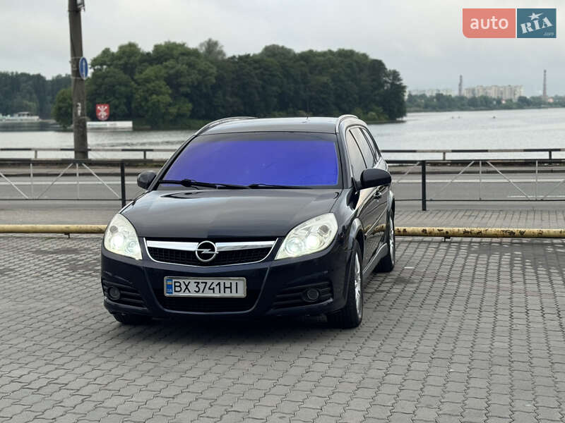 Универсал Opel Vectra 2005 в Хмельницком