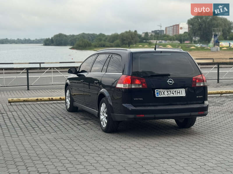 Универсал Opel Vectra 2005 в Хмельницком