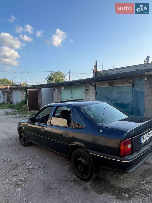 Седан Opel Vectra 1990 в Днепре