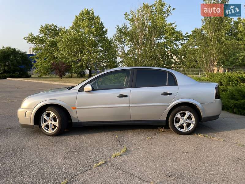 Седан Opel Vectra 2002 в Николаеве