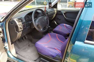 Седан Opel Vectra 1995 в 