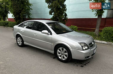 Седан Opel Vectra 2004 в 