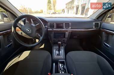 Седан Opel Vectra 2004 в 