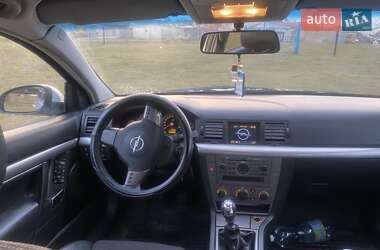 Ліфтбек Opel Vectra 2003 в 