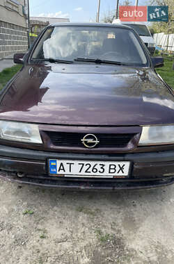 Седан Opel Vectra 1993 в Коломиї