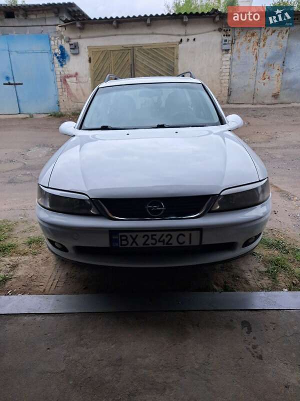 Универсал Opel Vectra 1999 в 