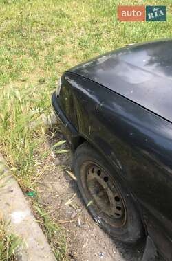 Седан Opel Vectra 1990 в 