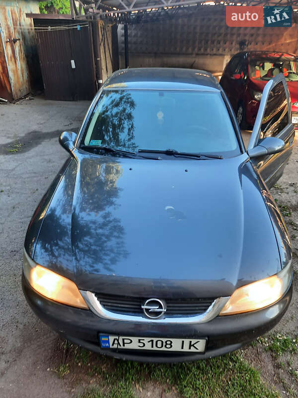 Седан Opel Vectra 2000 в 