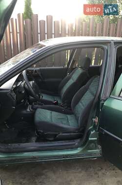 Седан Opel Vectra 1996 в 