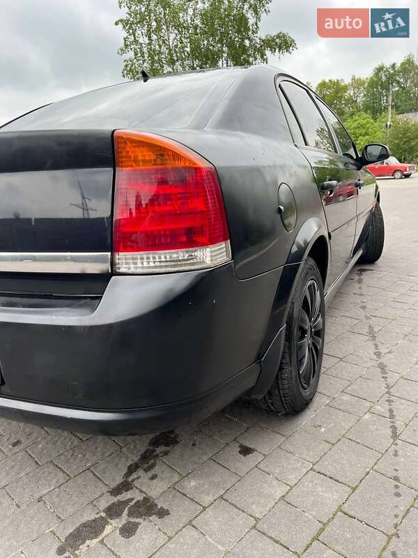 Седан Opel Vectra 2006 в Долине