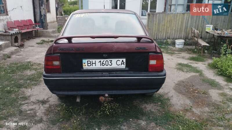 Седан Opel Vectra 1989 в Первомайске