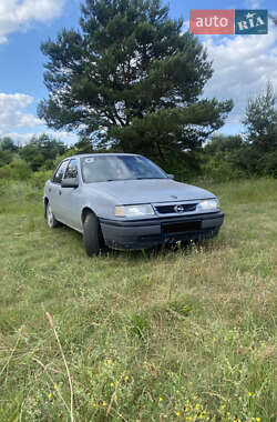 Лифтбек Opel Vectra 1994 в Яворове