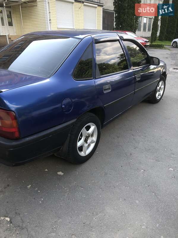 Седан Opel Vectra 1990 в Хмельницком