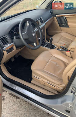 Лифтбек Opel Vectra 2008 в 