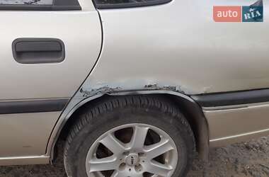 Седан Opel Vectra 1993 в 