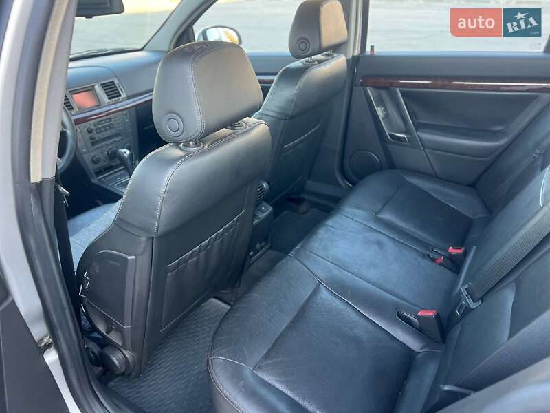 Седан Opel Vectra 2003 в Запорожье