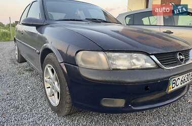 Седан Opel Vectra 1996 в Львове