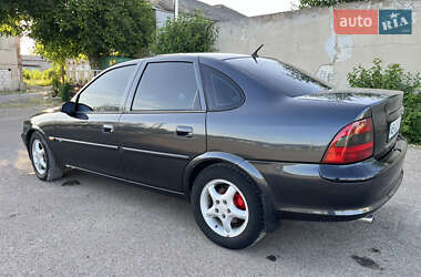 Седан Opel Vectra 1996 в Ямполе