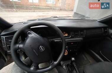Седан Opel Vectra 1998 в 