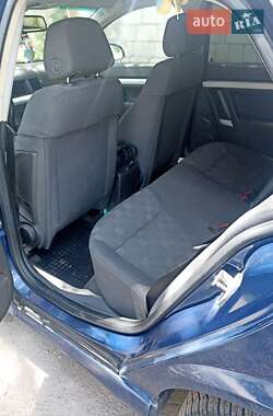 Лифтбек Opel Vectra 2003 в 