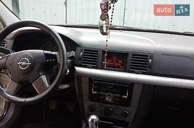 Седан Opel Vectra 2003 в 